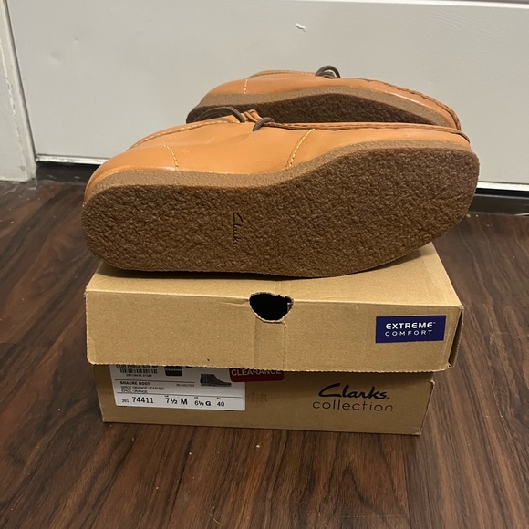 Clarks Unisex Spice Leather Boots - Picture 4 of 5